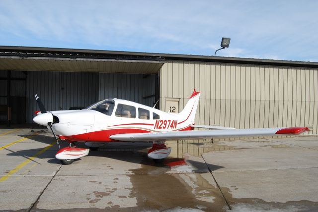 Piper Cherokee (N2974N)