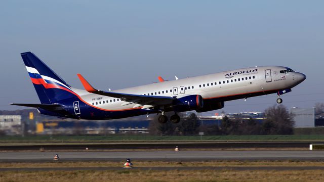 Boeing 737-800 (VP-BRR)