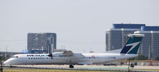 de Havilland Dash 8-400 (C-GJWE)