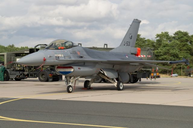 J631 — - Nancy Airshow 05.07.2014