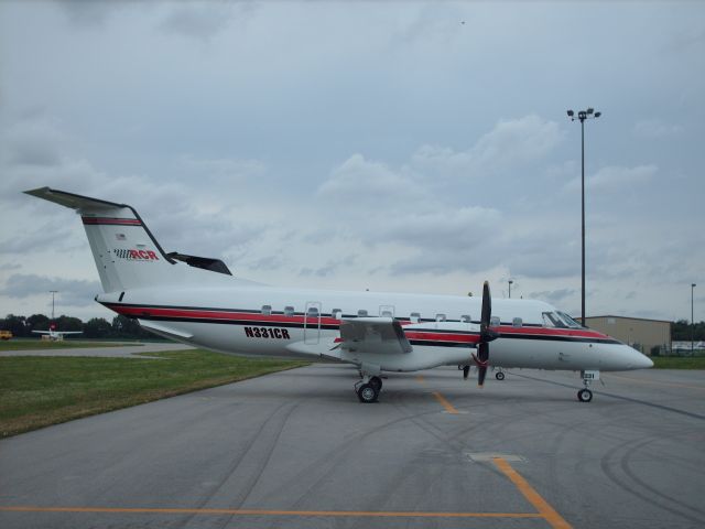 Embraer EMB-120 Brasilia (N331CR)