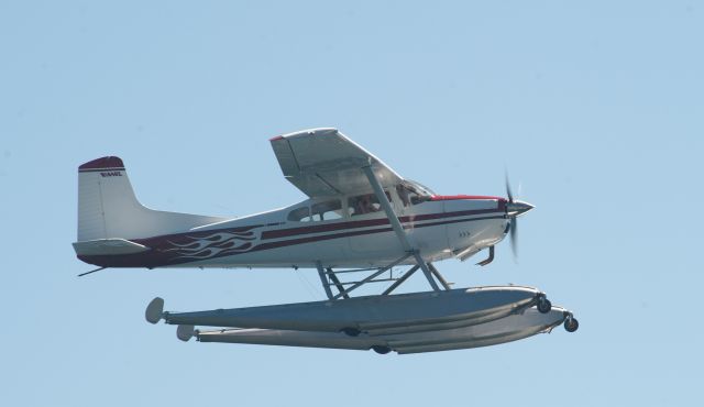 Cessna Skywagon (N1646Z) - Flying over Lake Tahoe near Homewood, CA