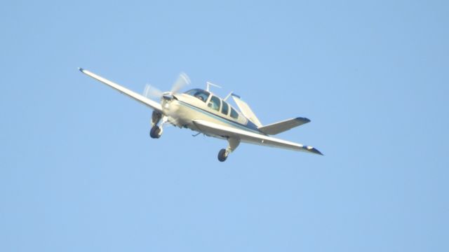 Beechcraft 35 Bonanza (N7969M)