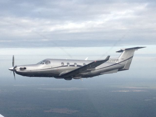 Pilatus PC-12 (N320PW)