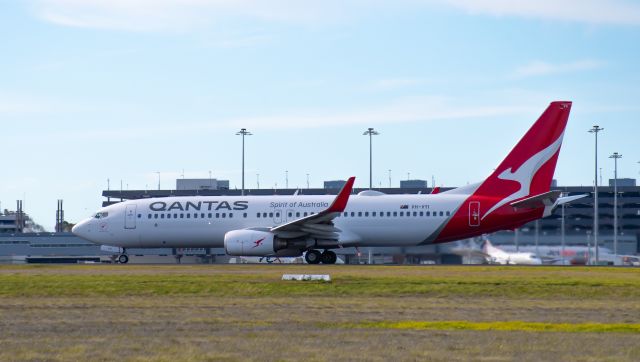 Boeing 737-700 (VH-VYI)