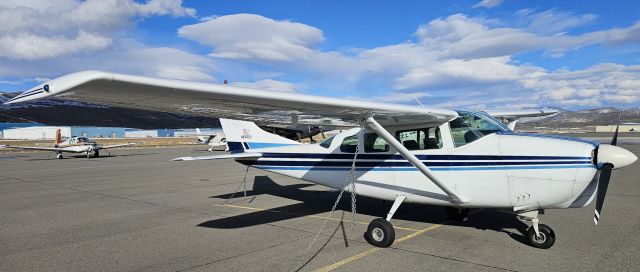 Cessna Centurion (N6990Y)