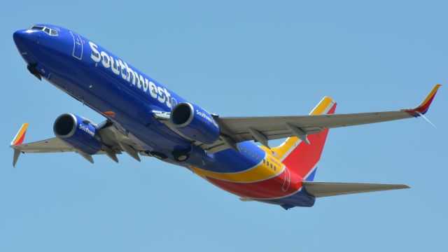 Boeing 737-800 (N8541W) - 4/4/21