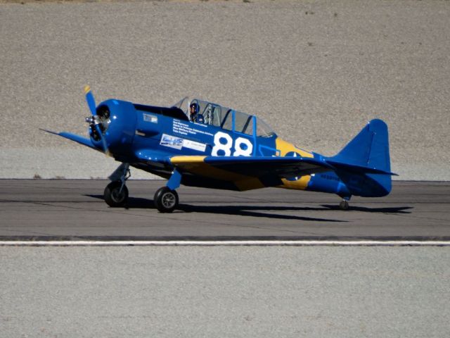 North American T-6 Texan (N3272G)