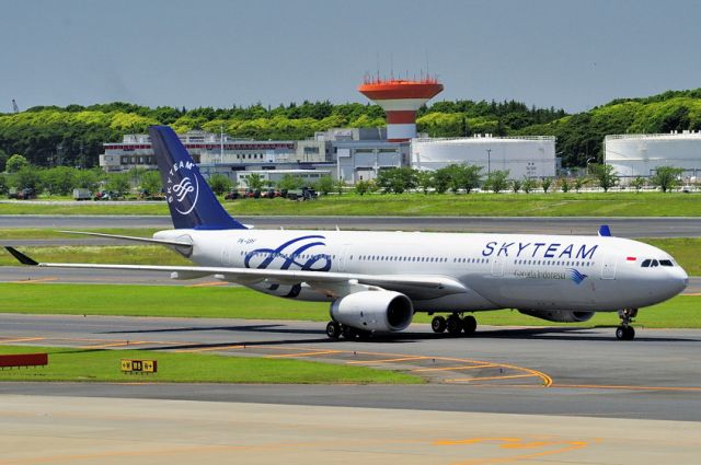 Airbus A330-300 (PK-GPF)