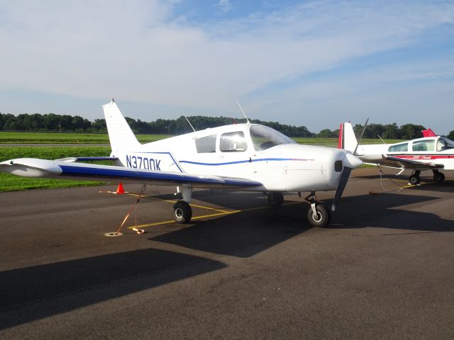 Piper Cherokee (N3700K)