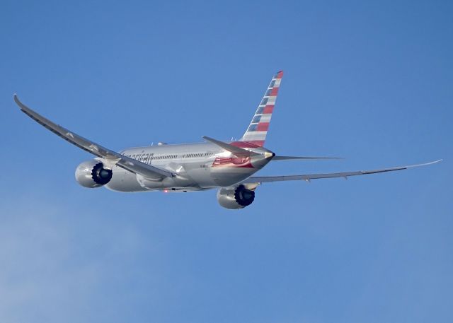 Boeing 787-8 (N802AN) - a rel=nofollow href=http://flightaware.com/live/flight/N802AN/history/20160103/2225Z/KLAX/KDFWhttp://flightaware.com/live/flight/N802AN/history/20160103/2225Z/KLAX/KDFW/a