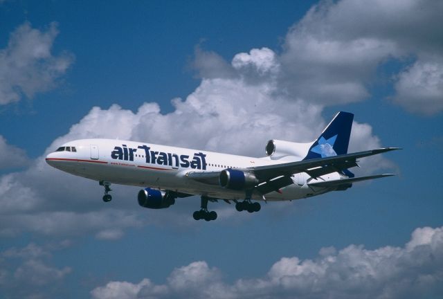 Lockheed L-1011 TriStar — - probably one of the nicest looking aircraft in the world that being a L1011-500 what ever series the 1011 was just a classic painted in any livery,i photographed this back in the 1990s,Landing At Lester B. Pearson Intl Airport,CYYZ/YYZ