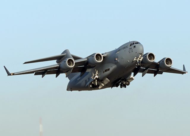 Boeing Globemaster III (07-7181)