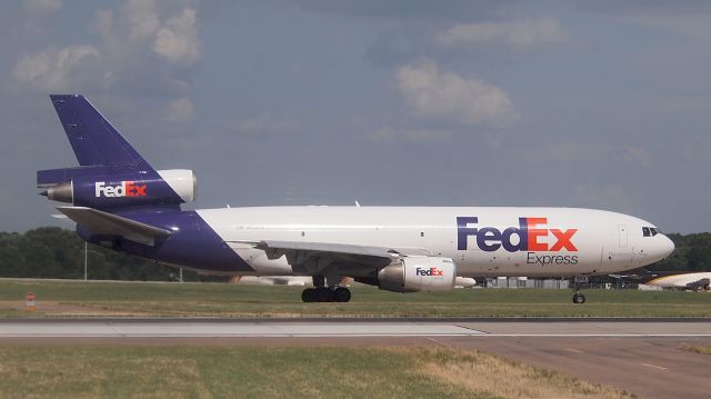 McDonnell Douglas DC-10 (N559FE) - "Francesca"