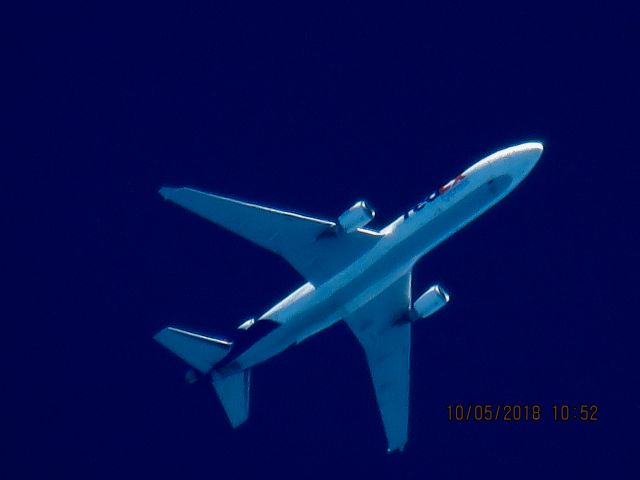 Boeing MD-11 (N585FE)