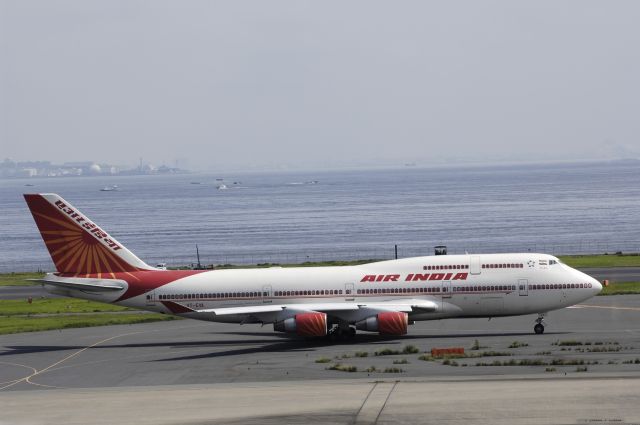 Boeing 747-400 (VT-EVA) - Taxing at Tokyo-Haneda Intl Airport on 2014/09/03