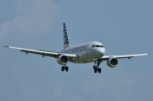 Airbus A319 —