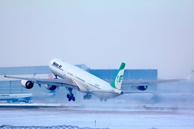 Airbus A340-600 (EP-MMR)