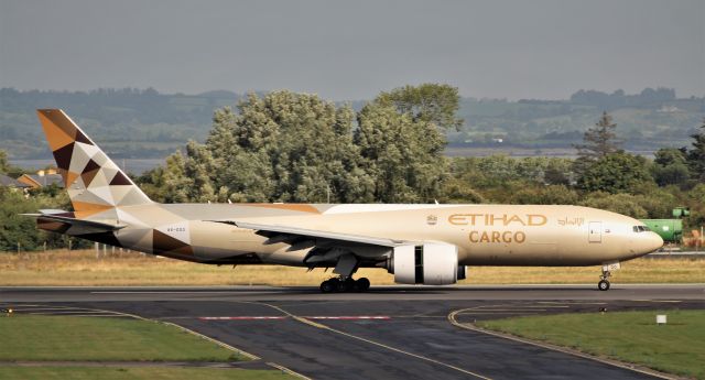 Boeing 777-200 (A6-DDD) - etihad cargo b777-ffx a6-ddd landing at shannon 4/8/19.