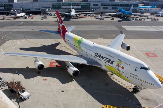 Boeing 747-400 (VH-OEJ)