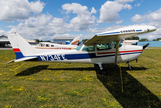 Cessna Skyhawk (N734FE)