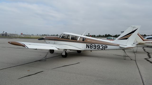 Piper PA-24 Comanche (N8993P) - 1966 PIPER PA-24-260 VISITING. 