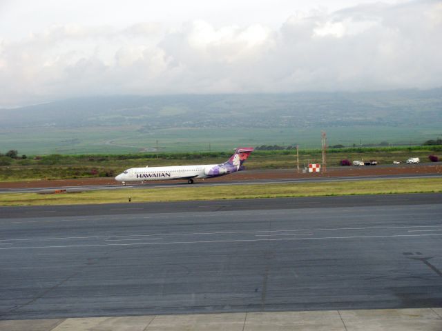 Boeing 717-200 —