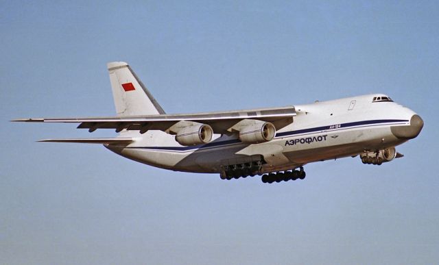 Antonov An-124 Ruslan (CCCP82008) - On short final for runway 23, this was the first visit of an An-124 to Adelaide, January 15, 1990.