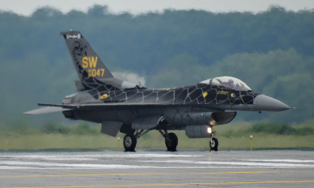 Lockheed F-16 Fighting Falcon — - F16 on the runway at IAG for the Thunder over Buffalo airshow!