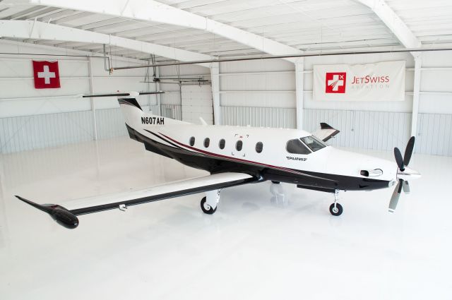 Pilatus PC-12 (N607AH)