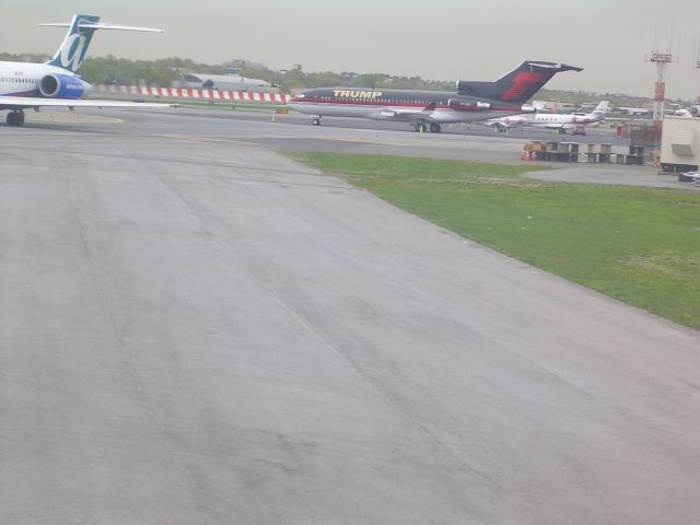 Boeing 727-100 (VP-BDJ) - 04132010 Trumps jet at LGA