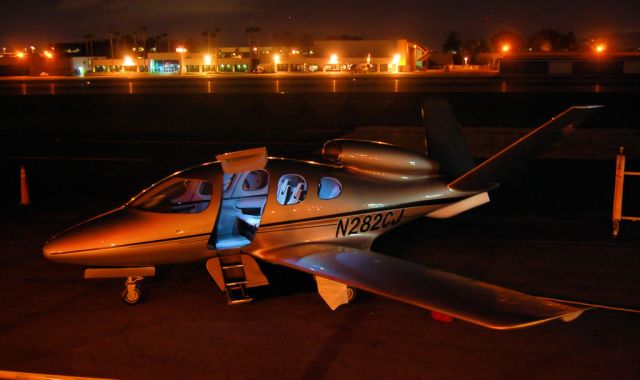 Cessna Citation CJ1 (N282CJ) - Cirrus Vision SF50