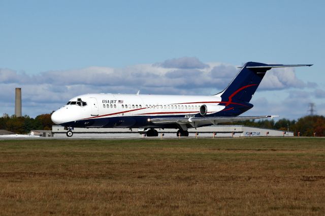 Douglas DC-9-10 (N145US)