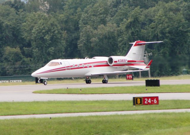 Learjet 60 (N38SV)