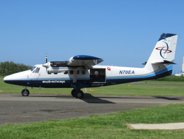 De Havilland Canada Twin Otter (N70EA)