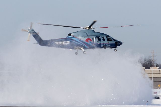 Sikorsky S-76 (N176AM) - Aeromed 1 landing at Grand Rapids.