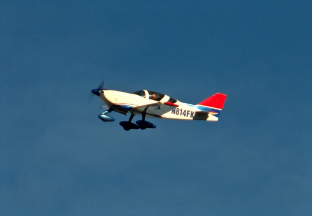 STODDARD-HAMILTON Glasair (N814FK) - Cross wind from 27 at Carson City