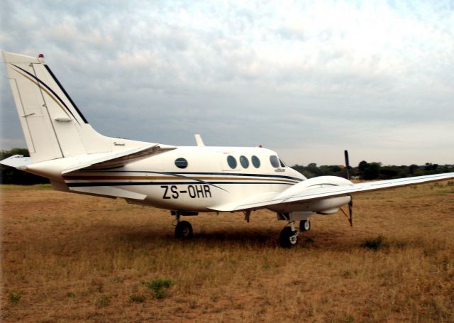 Beechcraft King Air 90 (ZS-OHR)