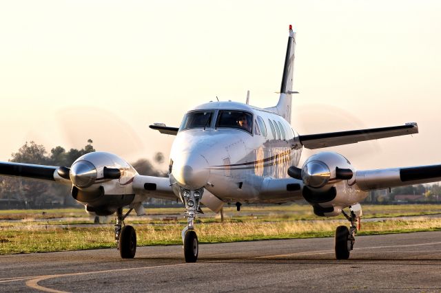 Beechcraft King Air 90 (N12GJ)