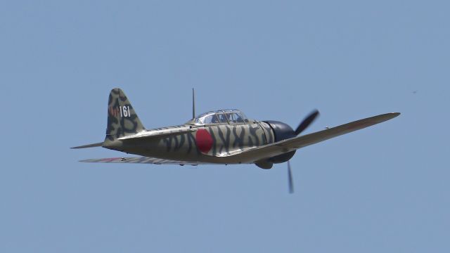 Mitsubishi A6M Zero (N3852) - Flying Heritage Collections Mitsubishi A6M3 Zero (Ser #3852) performs during FHCs SkyFair on 7.30.16.