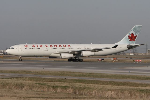 Airbus A340-300 (C-GDVW) - April 21, 2007 - arrived at Toronto 