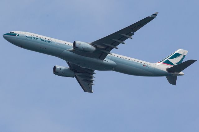 Airbus A330-300 (B-LAE)