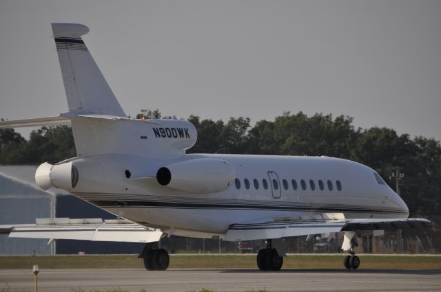 Dassault Falcon 900 (N900WK)