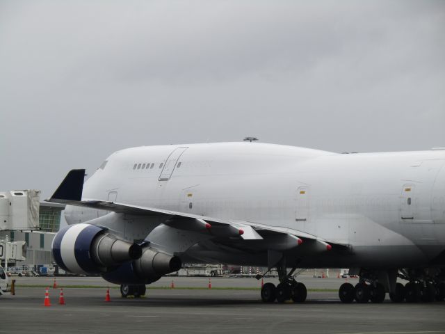 Boeing 747-400 (N356KD)