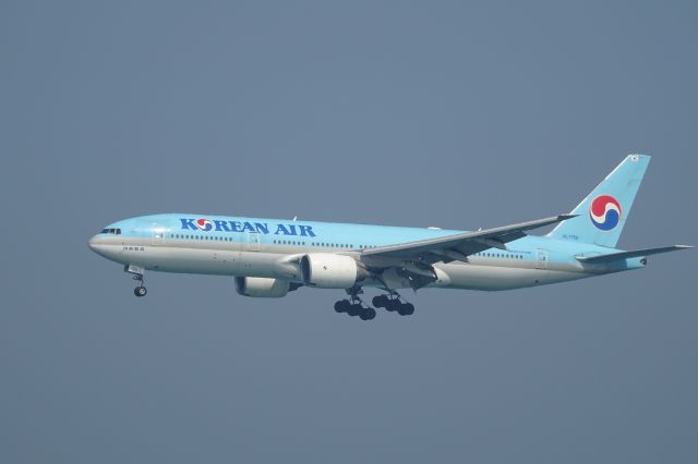 Boeing 777-200 (HL7750)