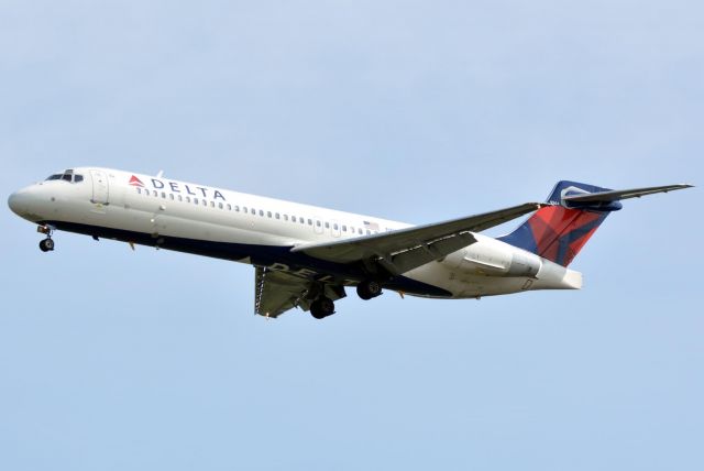 Boeing 717-200 (N935AT) - Delta 2234 arriving from Detroit 