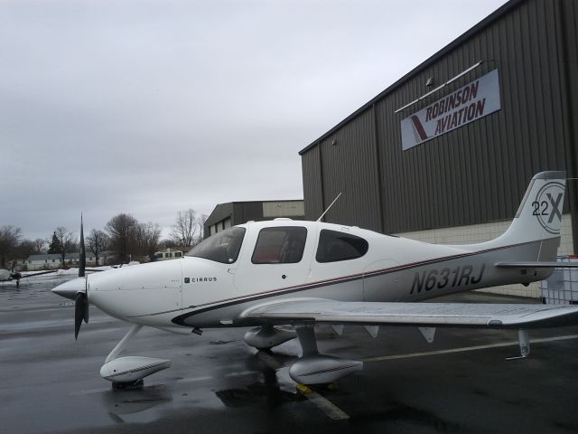 Cirrus SR-22 (N631RJ)