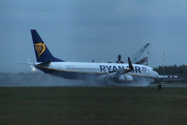 Boeing 737-800 (9H-QCL) - A Ryanair B737-800 slowing down after landing on runway 22 at London Stansted Airport.br /br /Location: London Stansted Airport.br /Date: 12.10.22 (dd/mm/yy).