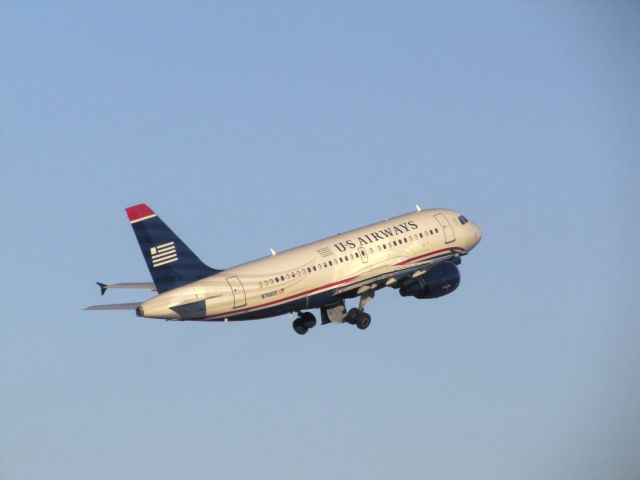 Airbus A320 (N766US)