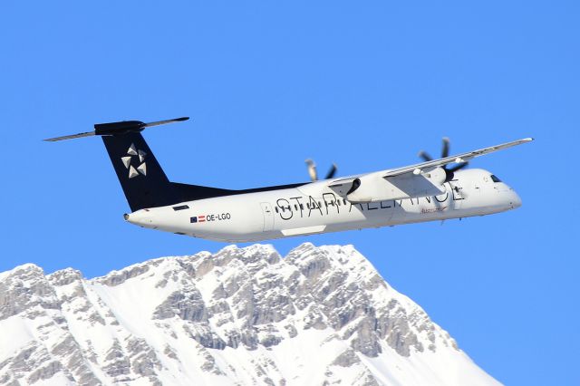 de Havilland Dash 8-400 (OE-LGO)